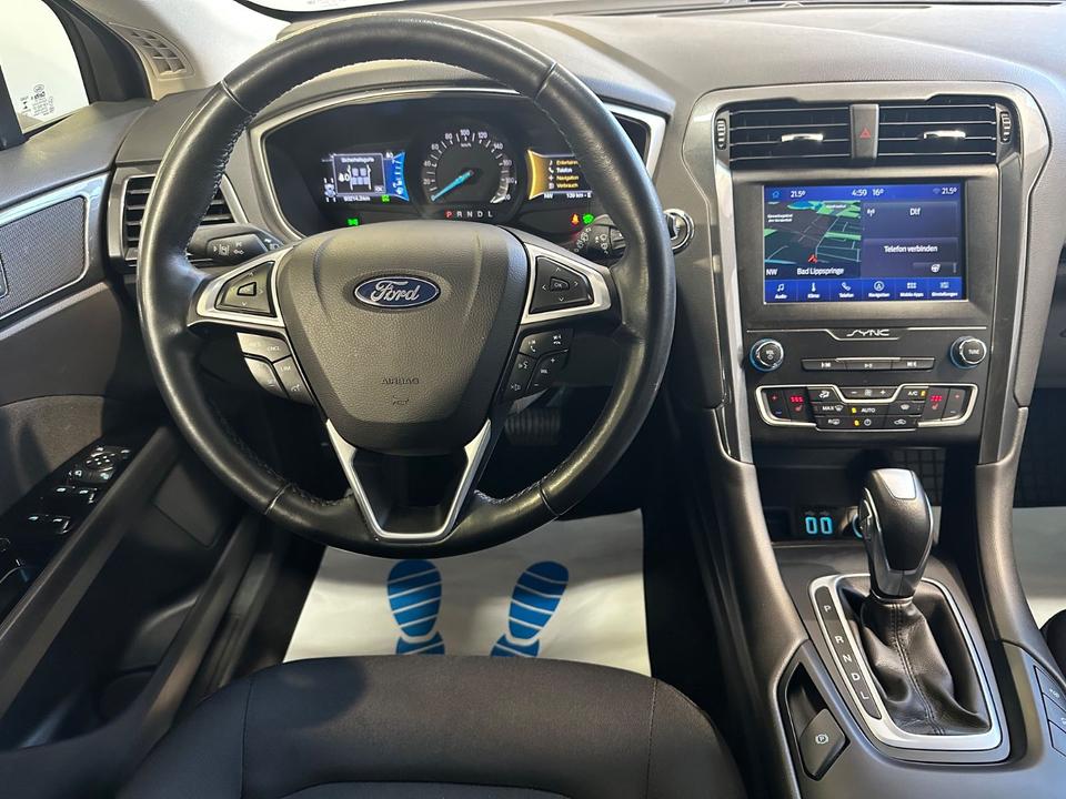 Ford Mondeo 2.0 Kombi Hybrid.Benzin/Navi/Kamera/LED in Paderborn