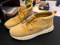 Tommy Hilfiger Wildleder Boots Gr. 45 Hessen - Kassel Vorschau