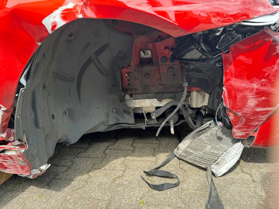 BMW M4 Competition Unfall in Waiblingen