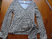 Damen Langarmshirt Bluse beige schwarz Tigerprint Gr. 36/38 Rainb Nürnberg (Mittelfr) - Oststadt Vorschau