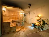 Sauna Whirlpool Hot Tube Wellnessbereich MIETEN Bayern - Lichtenfels Vorschau