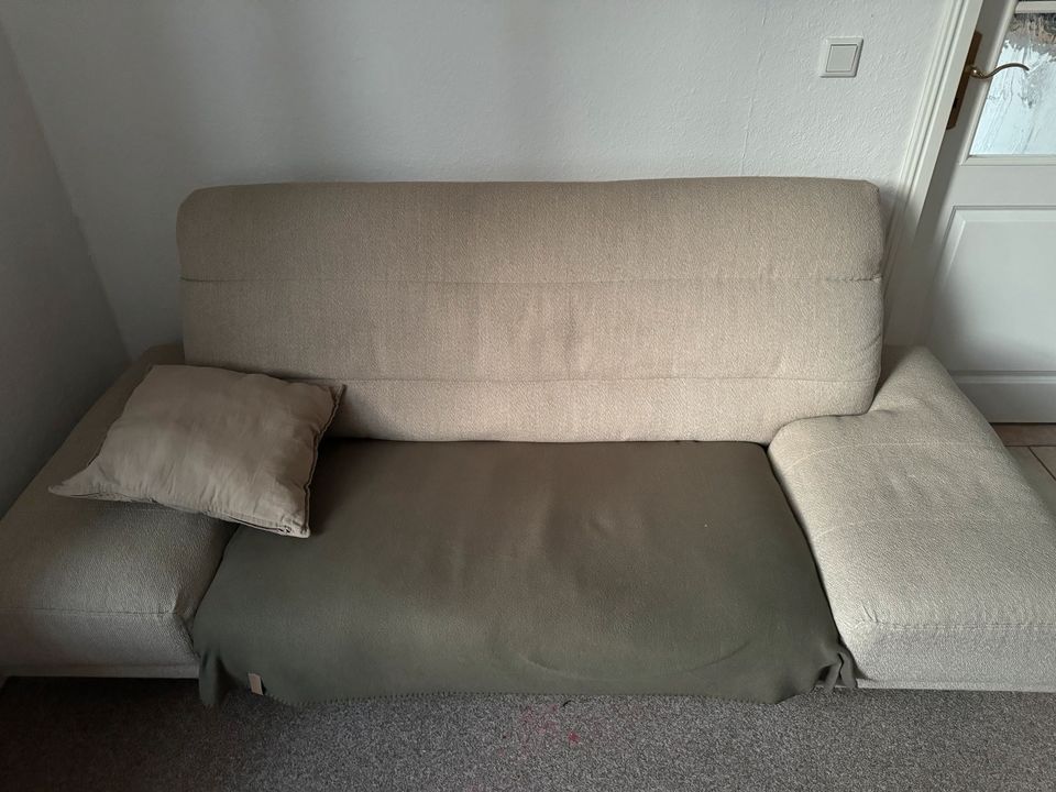 Couch- beige in Celle