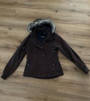 Bench Winterjacke Größe M Nordrhein-Westfalen - Netphen Vorschau