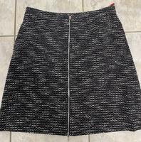 sehr gut erhaltener Boucle-Rock von "Hugo Boss", Gr. 44 Nordrhein-Westfalen - Pulheim Vorschau