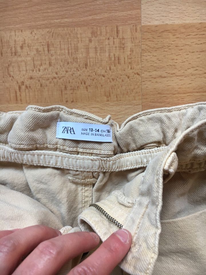 Zara high Waist shorts beige neu 5 pocket 164 cm in Hannover