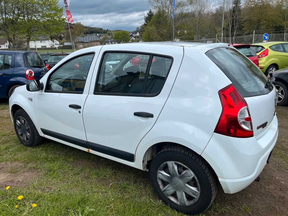 Dacia Sandero 1.4, TÜV 09/2024 in Üdersdorf