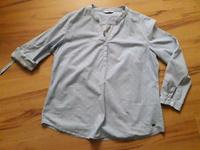 Hellblaues Blusenshirt mit weißen Sternchen Tchibo essentials Köln - Junkersdorf Vorschau