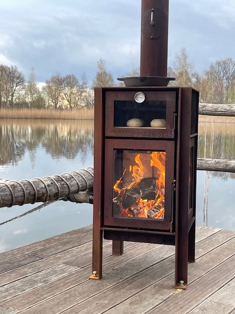 Ausstellungsstück zum SonderpreisAußenkamin CorTenstahl, Holzofen in Schwaigern