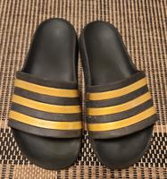 Adiletten Aqua Gr .39 schwarz gold Essen - Rellinghausen Vorschau