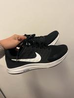 Nike Schuhe 38,5 wie neu Bayern - Affing Vorschau
