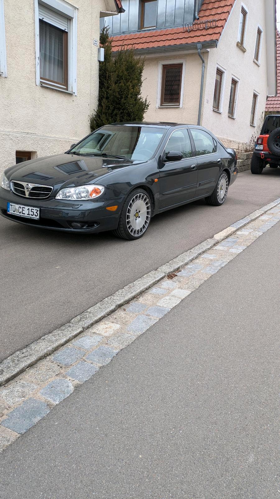 Abbildung des Autos Nissan Maxima QX 3.0 V6