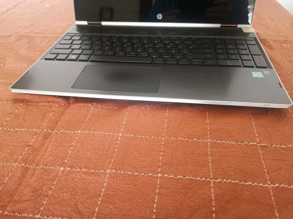 HP Pavilion X360/ 15-cr0004ng (i5-8250U) in Frankfurt am Main