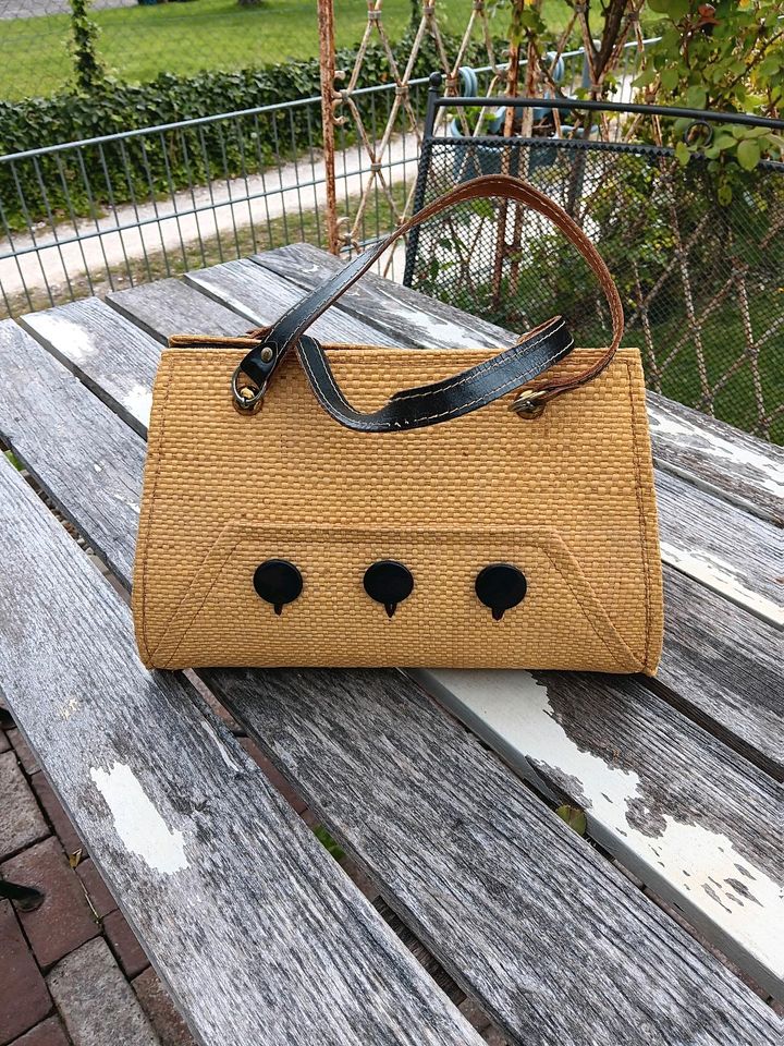 Retro Handtasche Alte in Rammingen