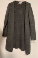 Long Cardigan Strickjacke Gina tricot Gr.M grau Anthrazit Frankfurt am Main - Bergen-Enkheim Vorschau