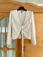 SHEIN Wickelbluse Wickeltop Weiß Herzchen Größe S 36 cropped neuw Bayern - Bayreuth Vorschau