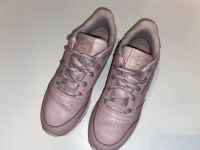 Reebok CLASSIC LEATHER KIDS GR. 31, Leder, Aschfahl Lila/Weiß Hessen - Wiesbaden Vorschau