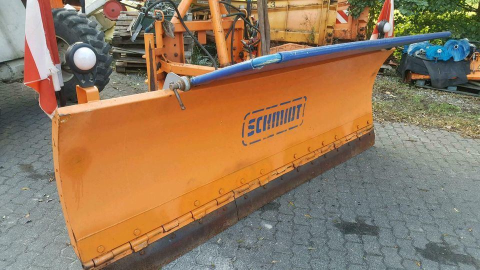 Schmidt Beilhack Schneepflug Schneeschild Winterdienst Unimog Fen in Selters