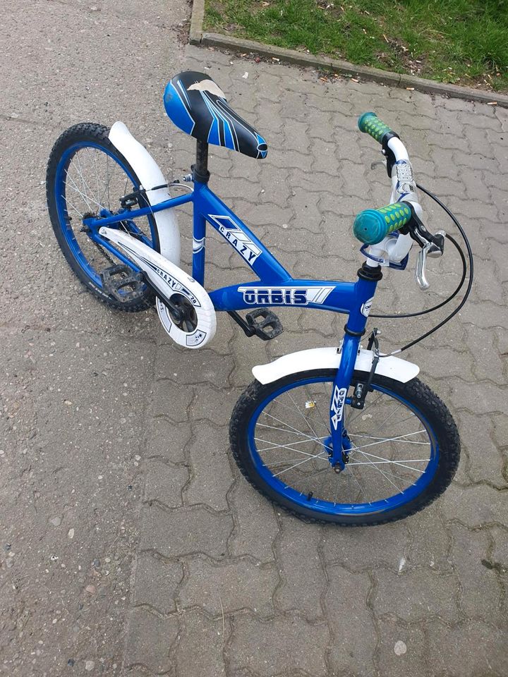 Kinderfahrrad 20 zoll steht in Prenzlau in Pasewalk