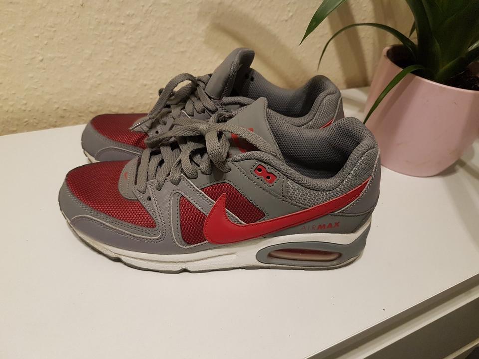 Nike Damen Air Max Command GS 2014 Sneakers Grau Rot Gr.39 in Schleswig Holstein Raisdorf kleinanzeigen