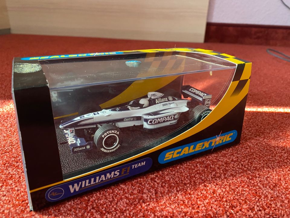 Scalextric Williams BMW "Modellauto" in Seelze