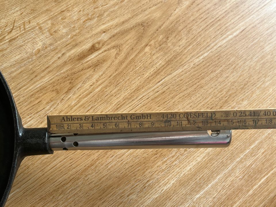 Skeppshult Gusseisen Pfanne mit Edelstahlgriff 24 cm in Köln