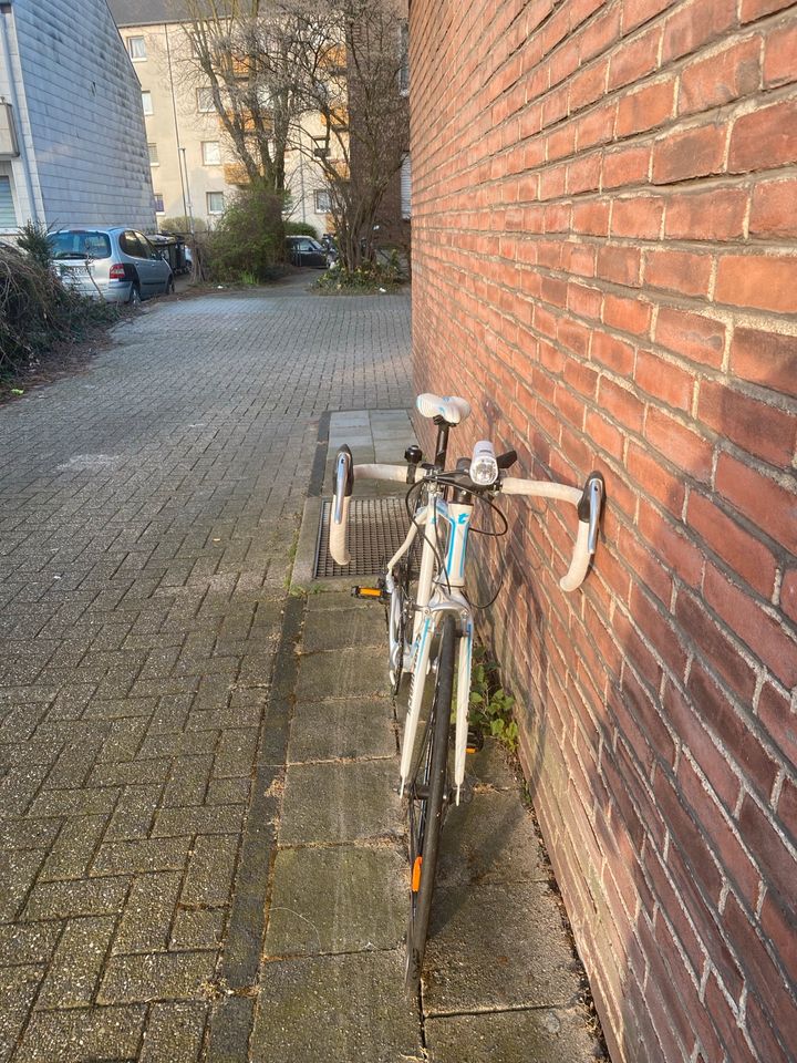 Verkaufe ein Fahrrad Farad in Moers