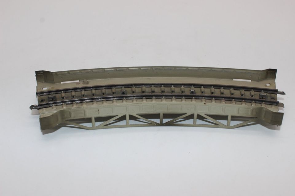 Märklin H0 7167 Brücke Rampenstück gebogen R1 für M-Gleis / Blech in Voerde (Niederrhein)