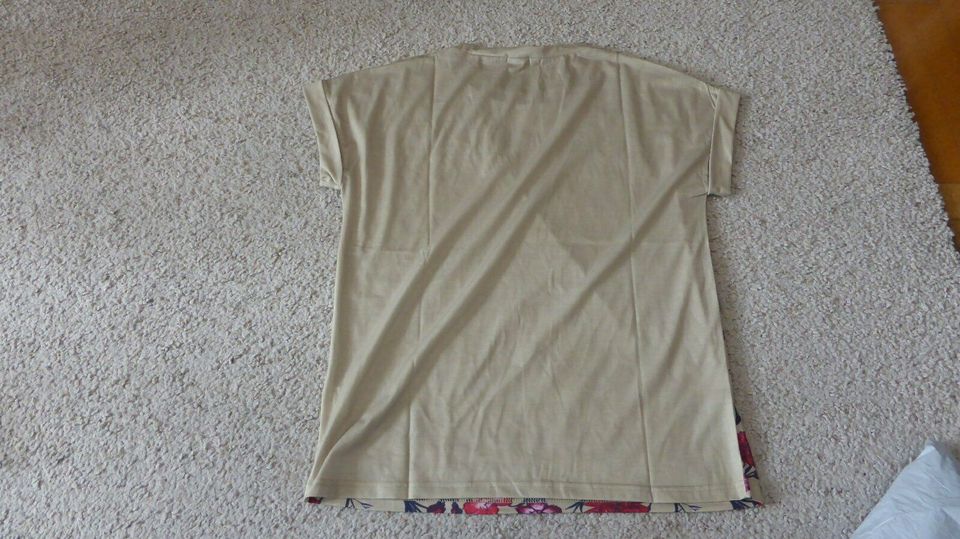 Damen - Shirt Khaki, Größe "L" in Rustenfelde