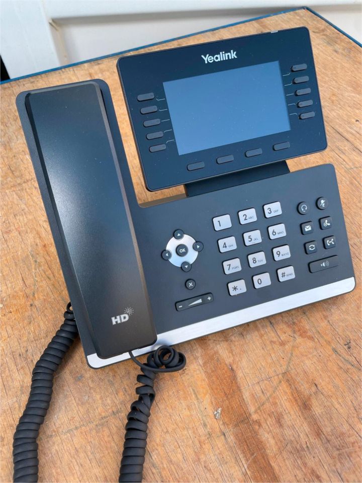 Posten Telefone Panasonic, Yealink, Cisco ab 39€-120€ in Reutlingen