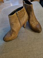 KENNEL&SCHMENGER Stiefelette 7 Heels grau 40.5 Leder Bonn - Poppelsdorf Vorschau