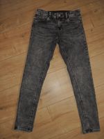 H&M Mädchen Skinny Jeans Hose Grau Anthrazit Gr. 146 Top! Berlin - Schöneberg Vorschau