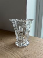 Mittelhohe Kristallglas Vase, Kristallvase, Snacks Niedersachsen - Varel Vorschau