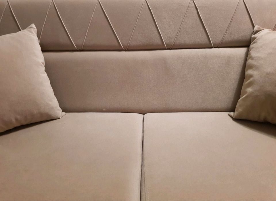 Sofa ( 4 Sitzer ) mit Schlaffuktion / Stauraum in Dortmund
