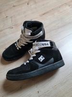 DC Shoe CO USA Sneaker gr. 40 Schuhe schwarz weiß Brandenburg - Elsterwerda Vorschau