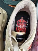 Gut erhaltene Attack On Titan Schuhe Thüringen - Gotha Vorschau