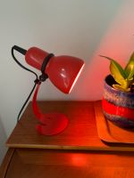 Vintage Metall Nachttischlampe Tischleuchte rot 80er Altona - Hamburg Ottensen Vorschau