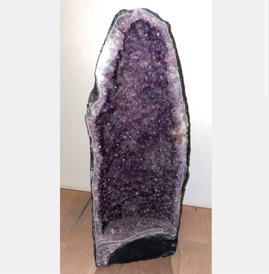 Große Amethyst Bergkristall Druse in Gerolfingen