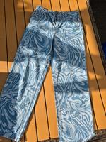 H&M Jeans retro Muster Gr 38 Hessen - Karben Vorschau