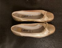 Damenschuhe ⭐️Ballerinas Gold mit kl. Schleife Leder Gr. 37/4,5 Nordrhein-Westfalen - Erftstadt Vorschau