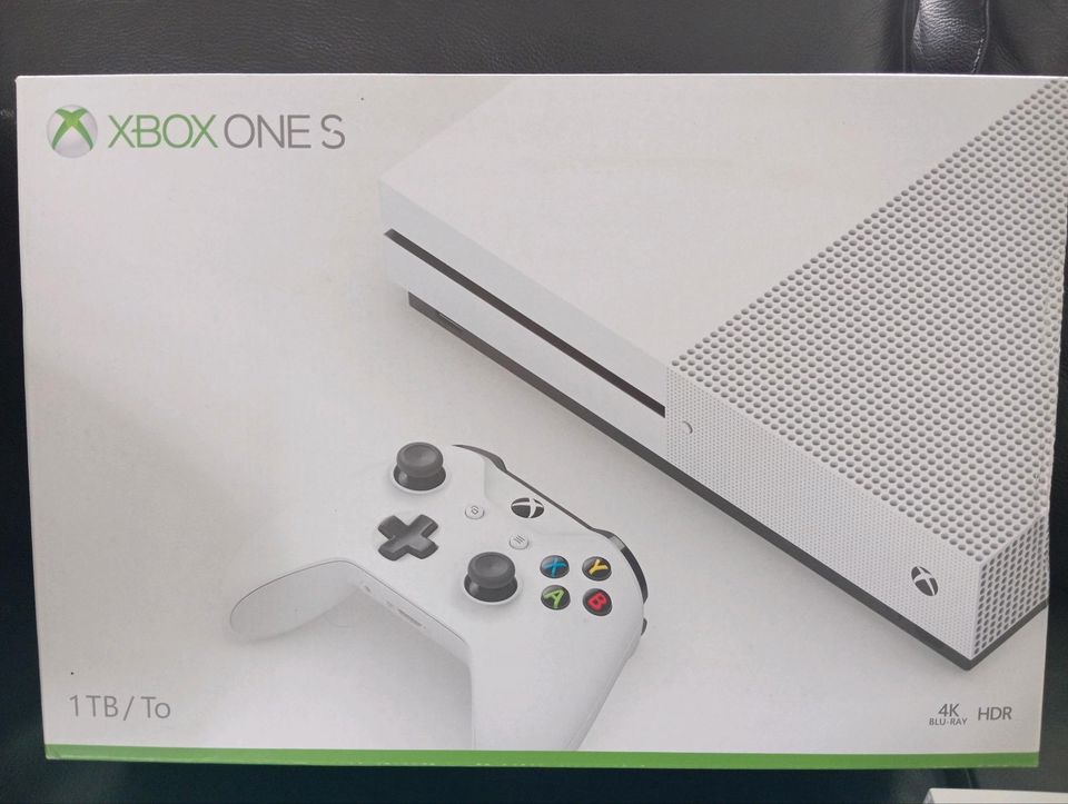 Xbox one s 1TB in Pfungstadt