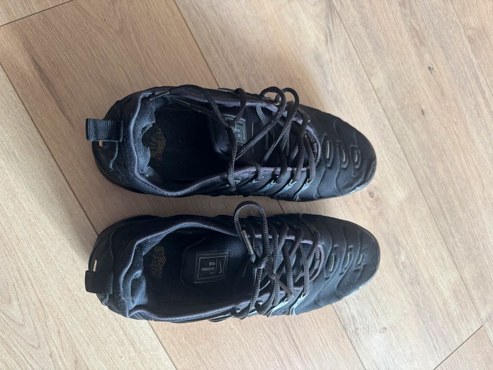 NIKE AIR VAPORMAX PLUS Gr 45 in Hattersheim am Main