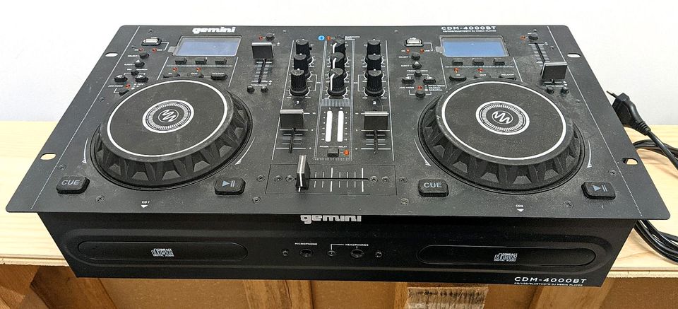 DJ Controller Mischpult Media Player Gemini CDM 4000 Bluetooth in Emmerting