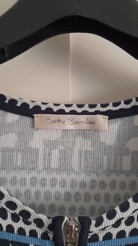 Jacke/Shirt Gr. 46 von Betty Barclay in Herne