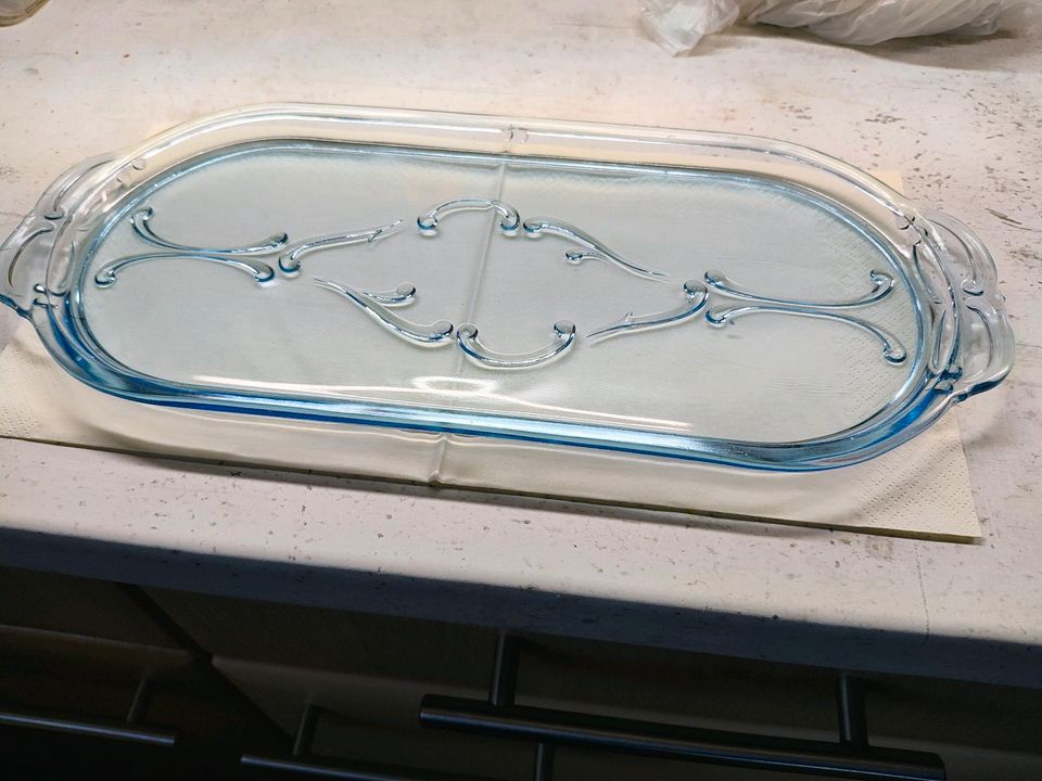Kuchenplatte Torten Käse Canapé Platte blau Glas in Eberswalde