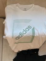 Adidas T Shirt weiß Mint Gr. M Bayern - Gerbrunn Vorschau