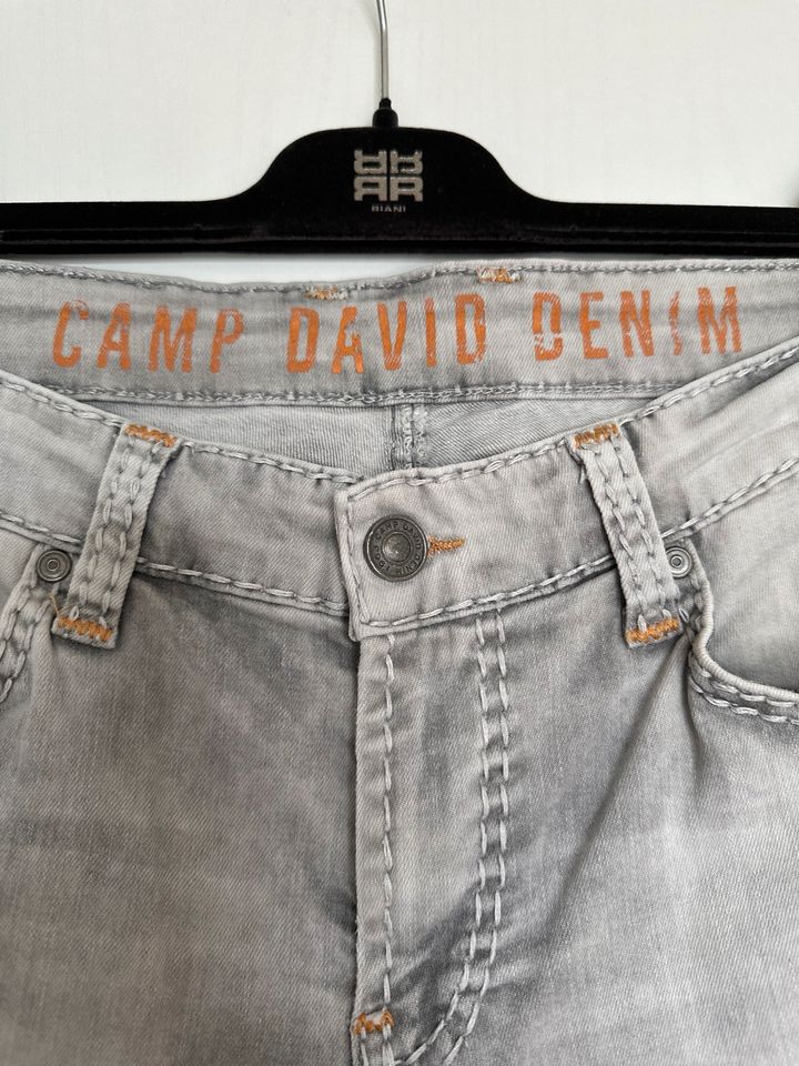 Jeans Hose von CAMP DAVID ❗️NEUWERTIG ❗️Größe 33/32 in Bad Iburg
