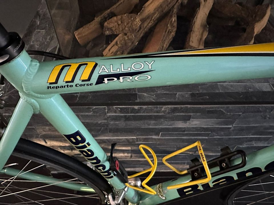 Bianchi Reparto Corse M ALLOY PRO rennrad 53cm in Berlin