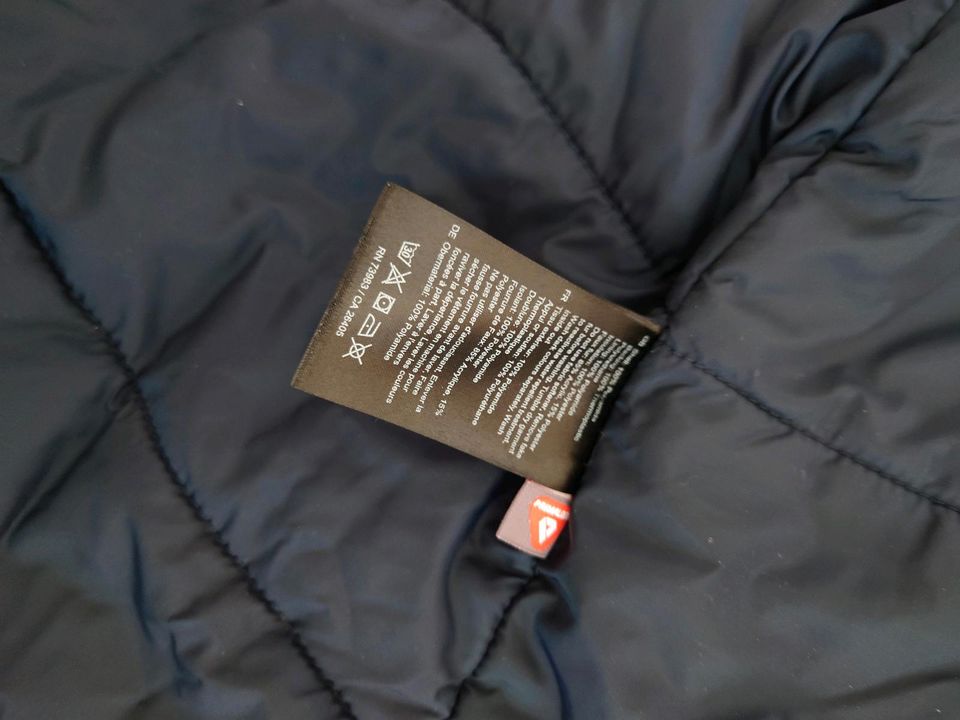 Winterjacke Helly Hansen - Größe L in Bad Lippspringe