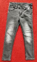 Gr. 140 dunkelgraue Jeans H&M Skinny Fit Mecklenburg-Vorpommern - Wismar Vorschau