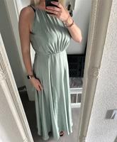 Swing Abendkleid Salbei grün mint Niedersachsen - Harpstedt Vorschau